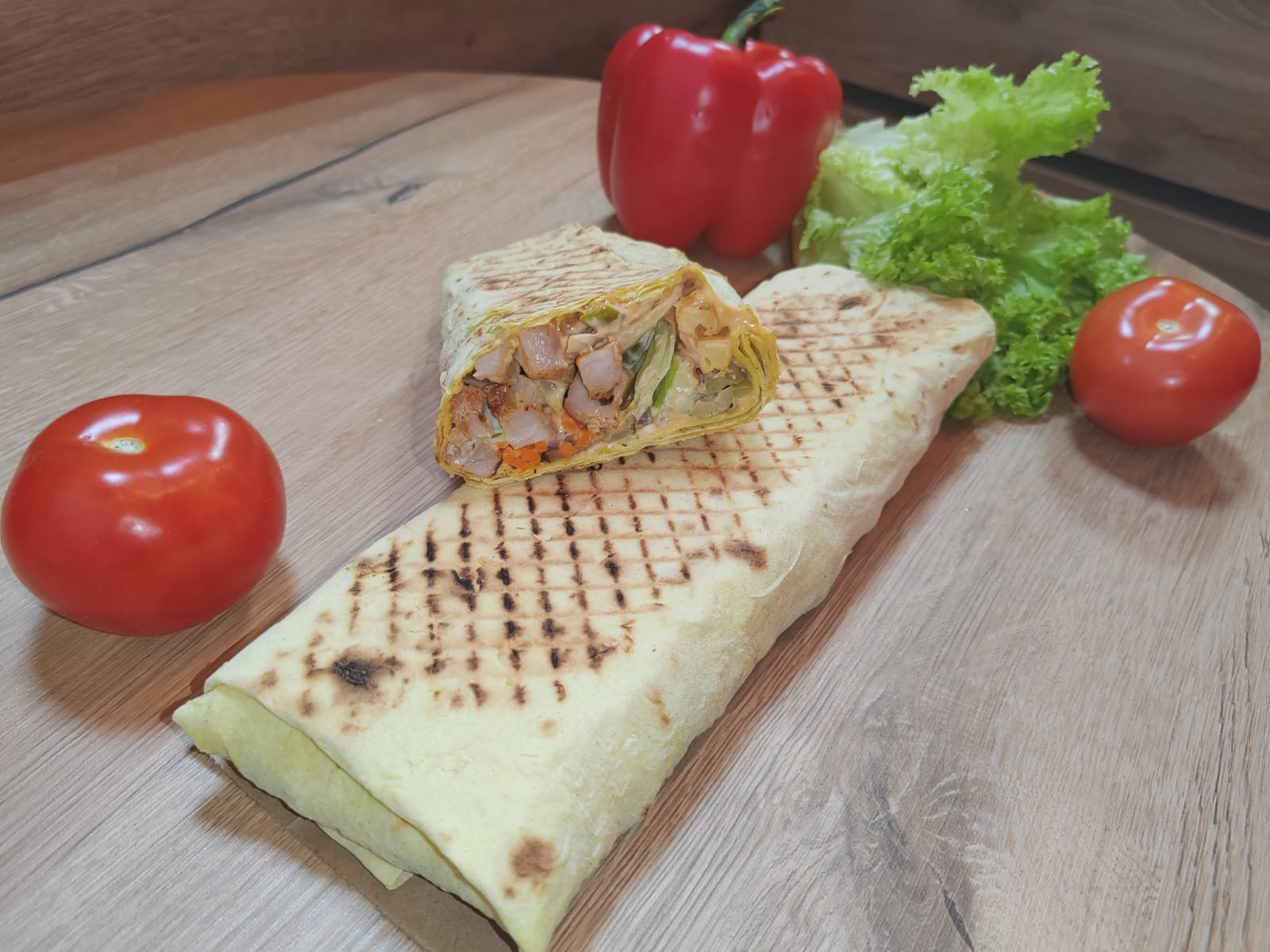Большая Богатырская шаурма с курицей