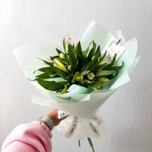 Букет-комплимент из альстромерий