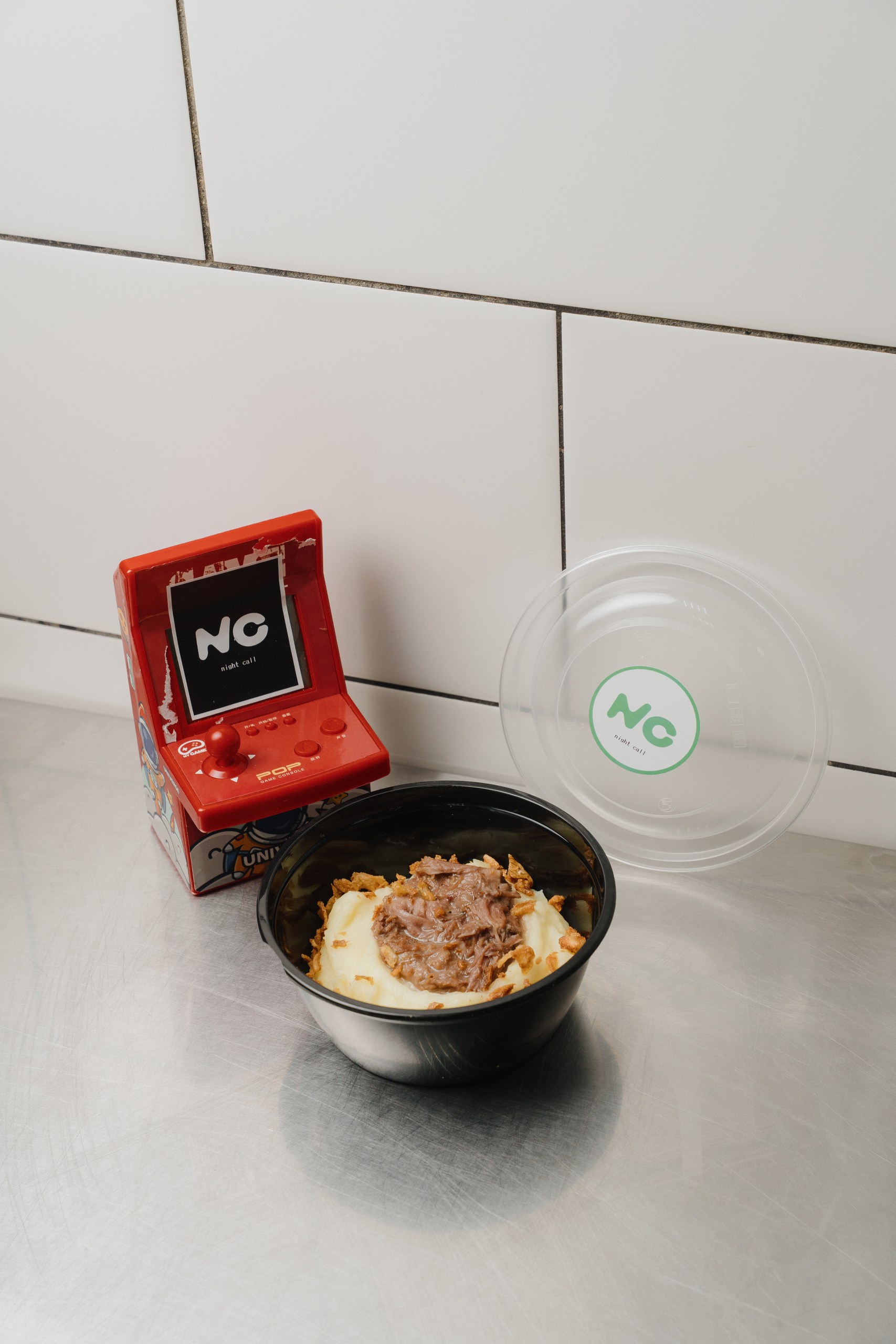 Телячьи щечки с картофельным пюре