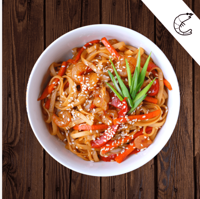 Wok-лапша с креветками в устричном соусе