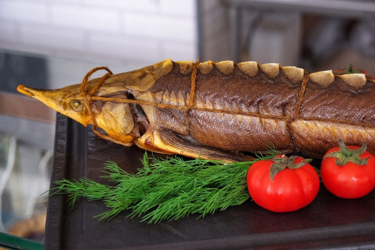 Осетрина холодного копчения