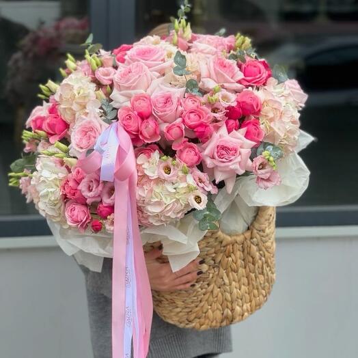 Гортензия кустовая Роза французская Роза