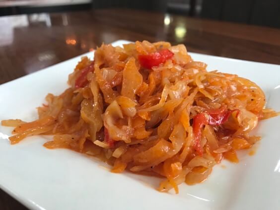 Капуста тушеная