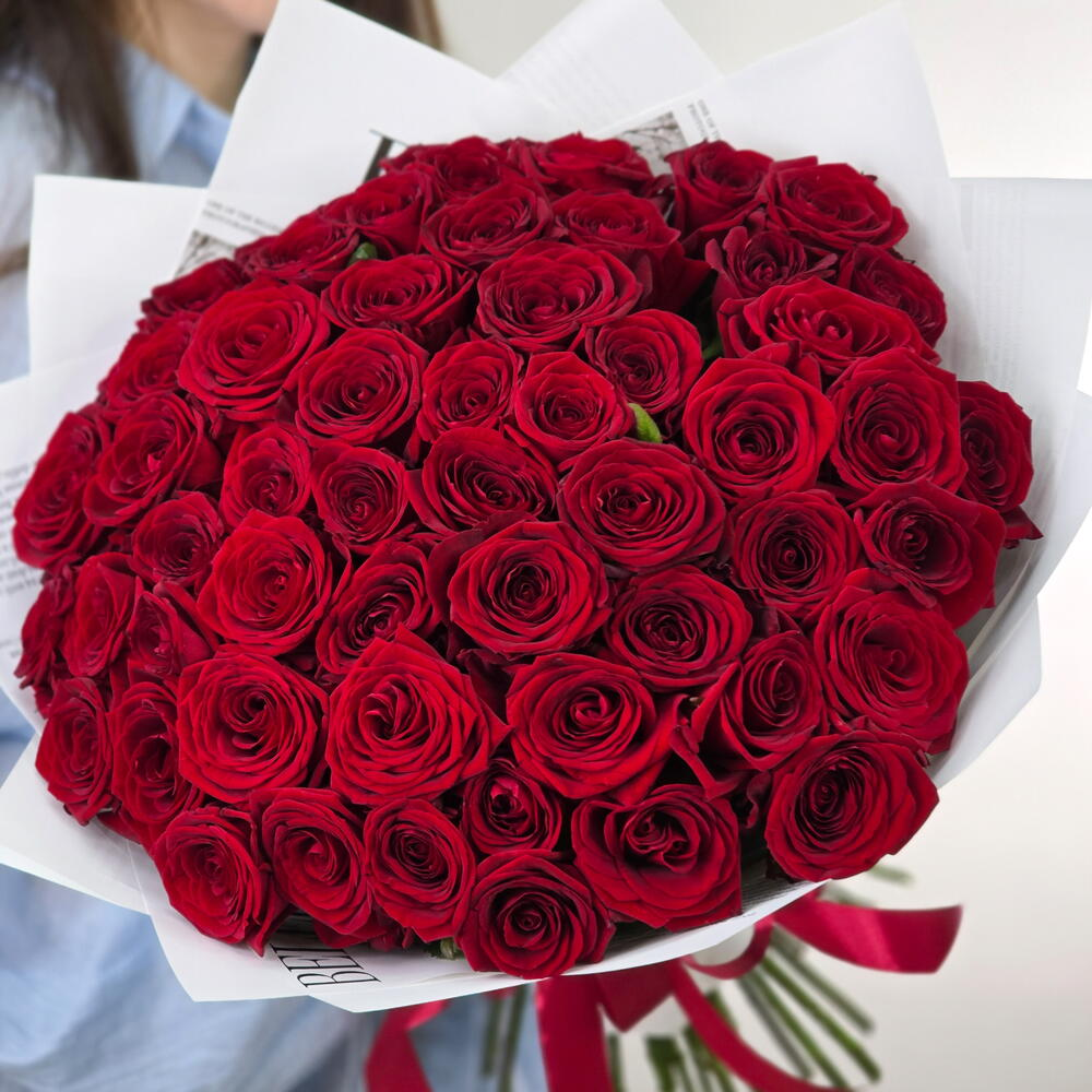 Букет из 51 красной розы любимке