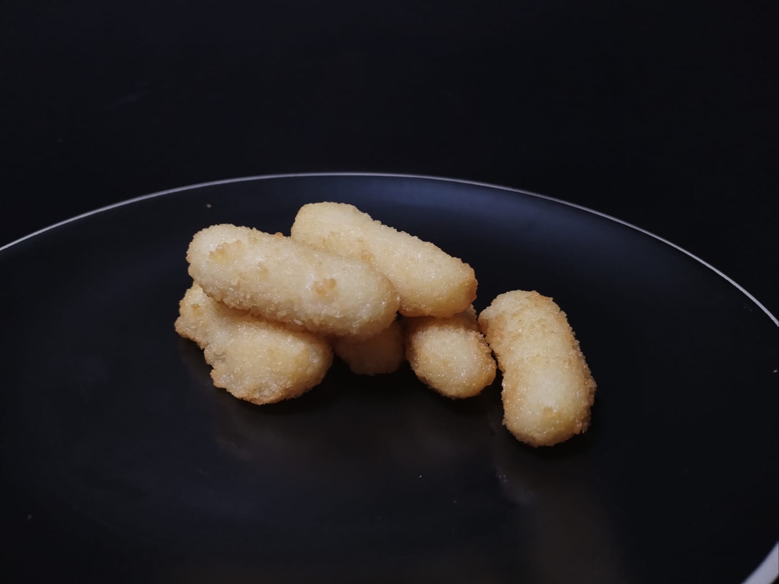 9 сырных палочек фри