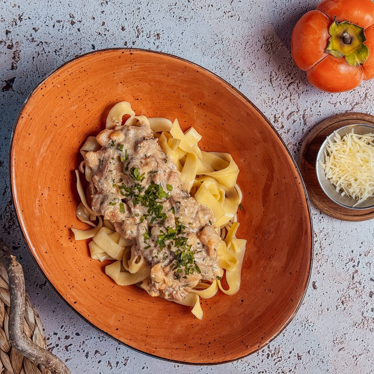 Фетучини с креветками и сырным соусом