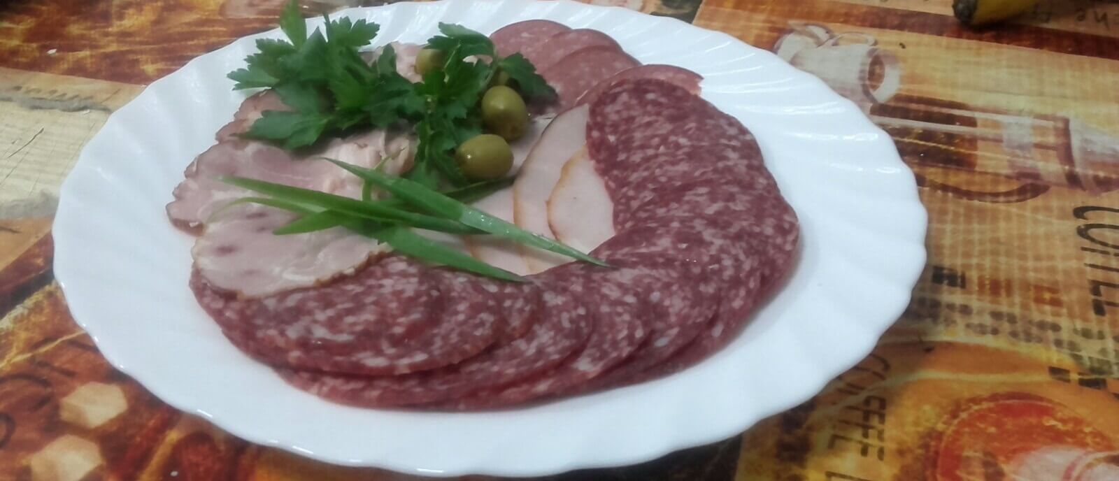 Ассорти мясное