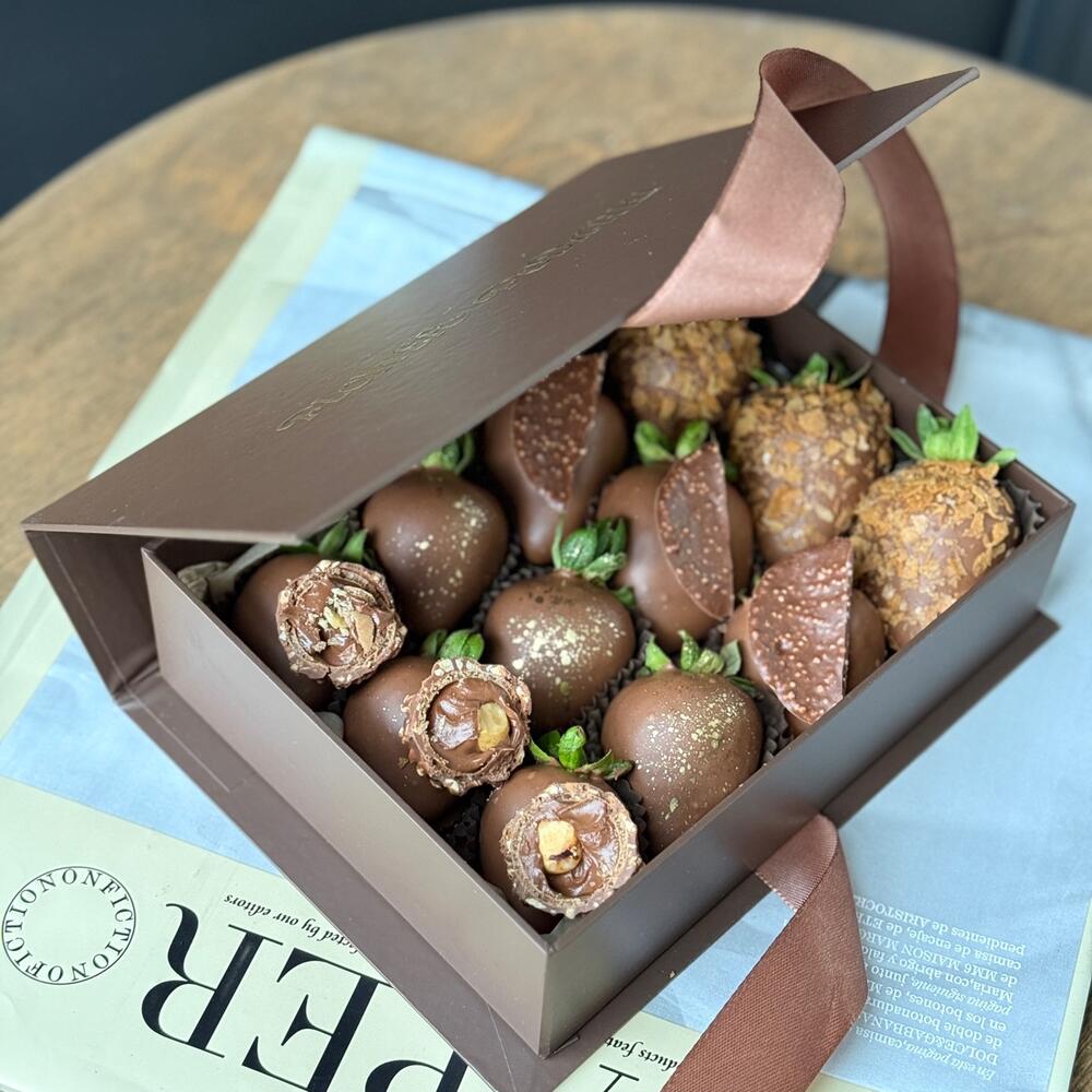 Клубничный набор «Choco luxe»
