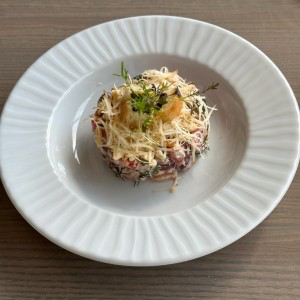 Салат с курицей и фасолью