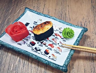 Запеченные суши со снежным крабом