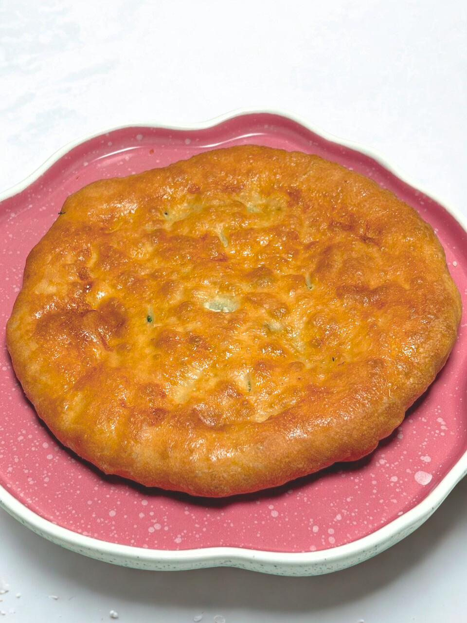 Хачапури с сыром и зеленью