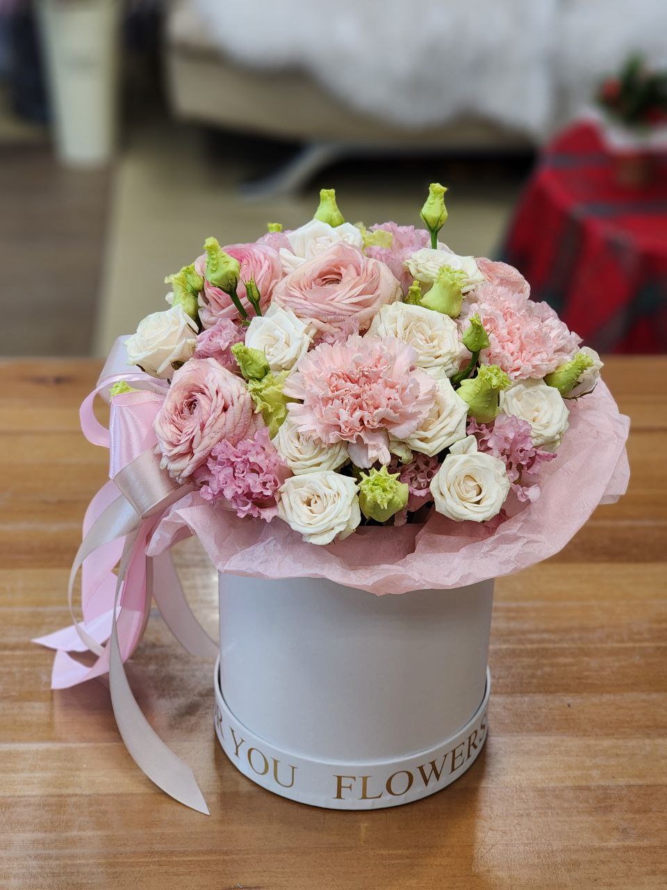 Композиция в коробке