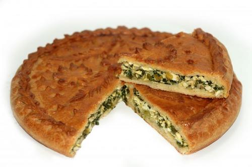 Пирог с зеленым луком и яйцом