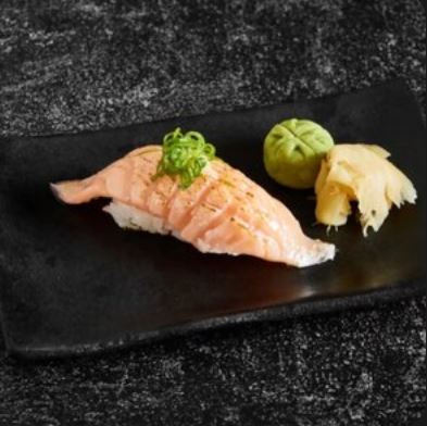 Лосось Торо Нигири