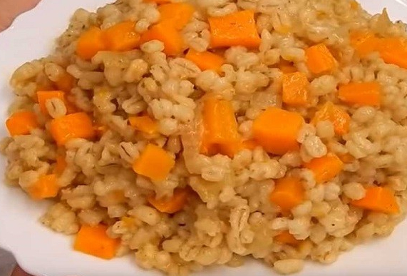 Перловка с овощами