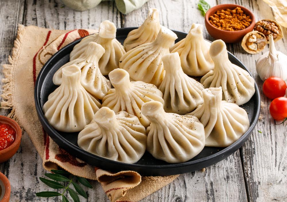 Хинкали с говядиной и свининой (4 шт.)