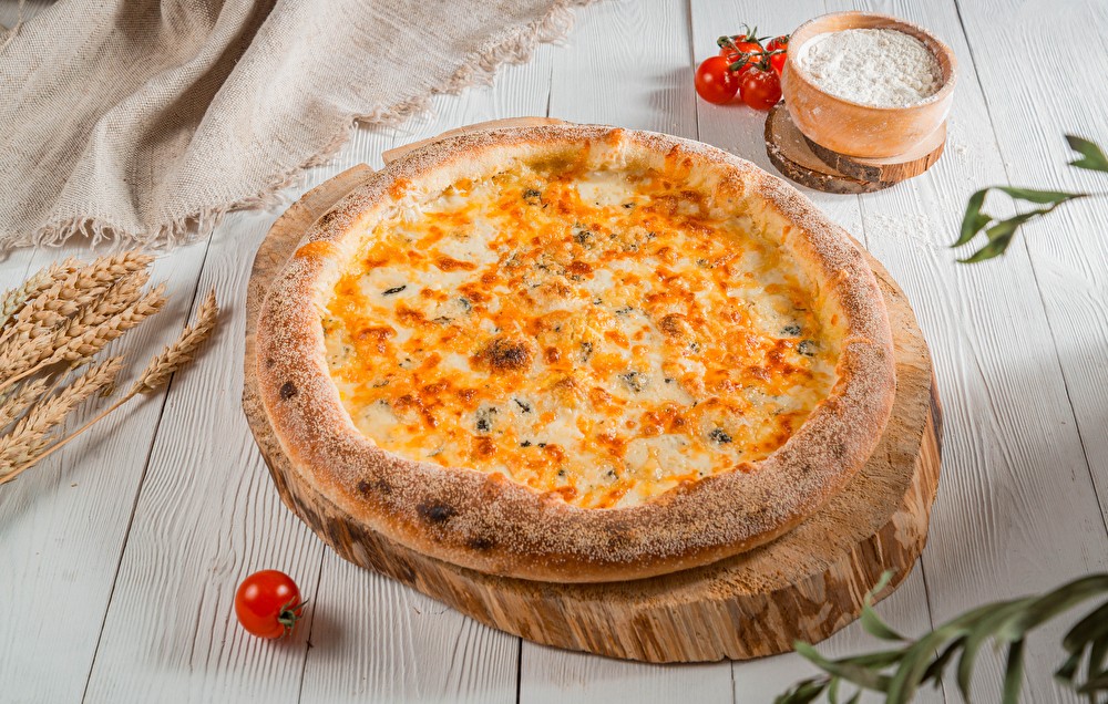 Пицца «4 сыра» 33 см