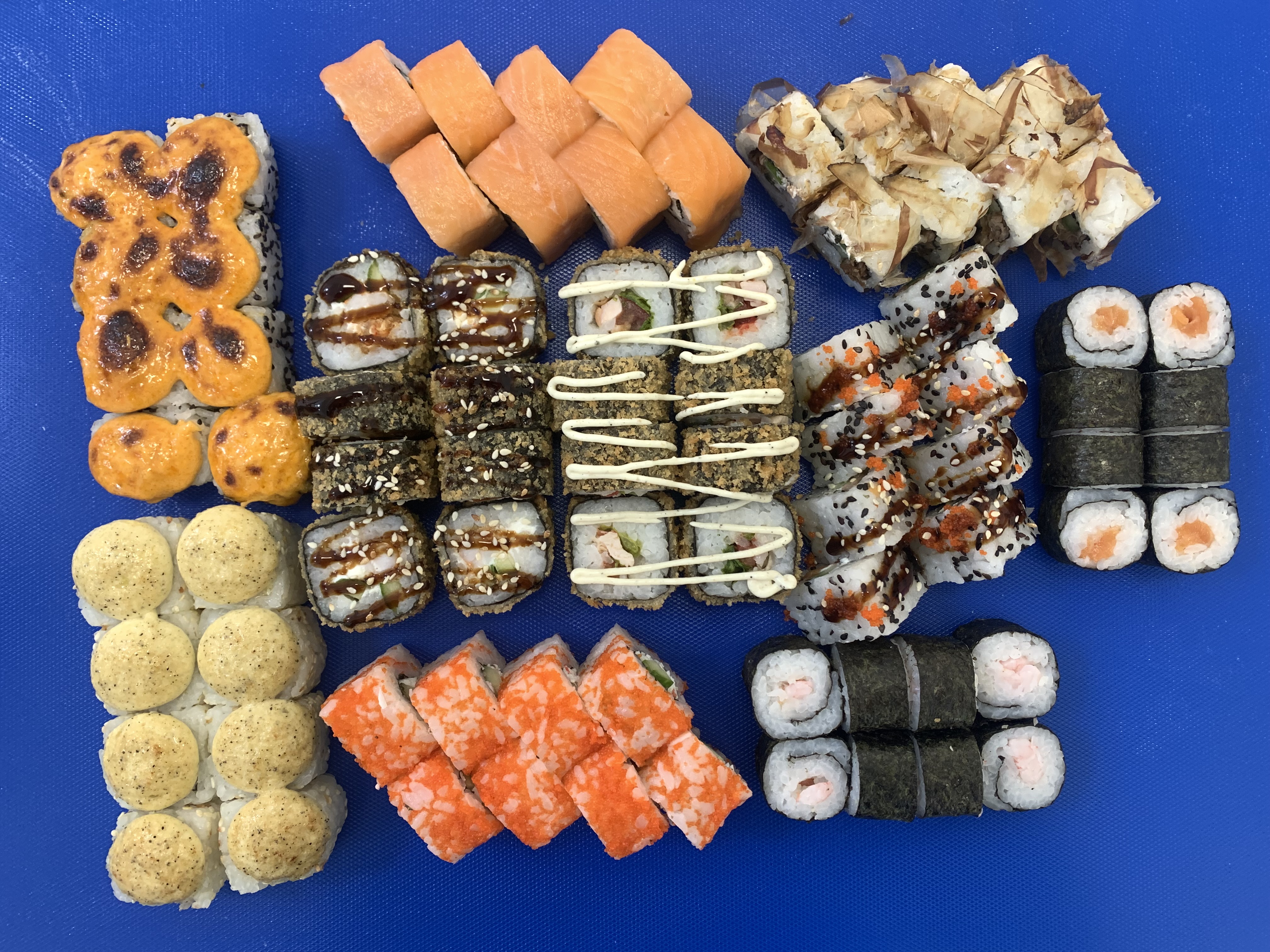 Сет «Праздничный» 80 шт.