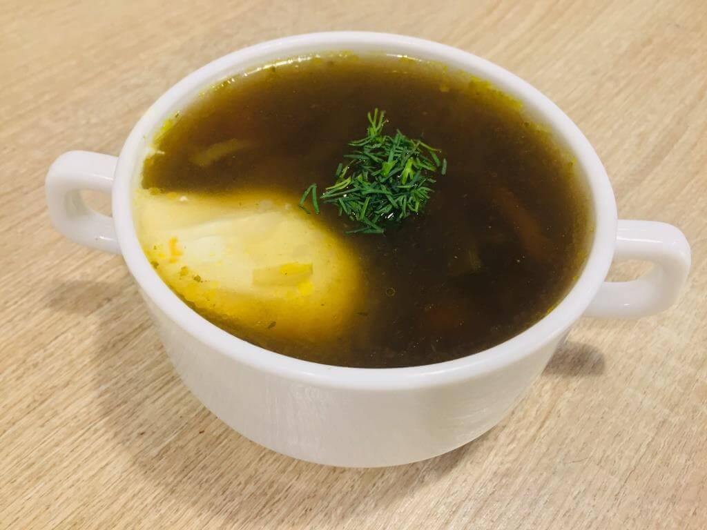 Суп грибной с опятами со сметаной