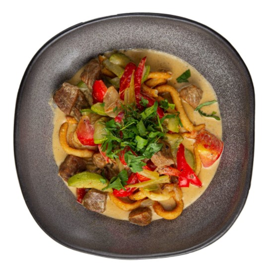 Жареный лагман с говядиной и овощами