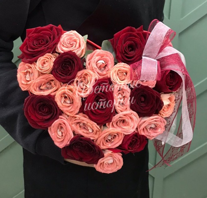 Композиция в коробке «Сердце любимой»