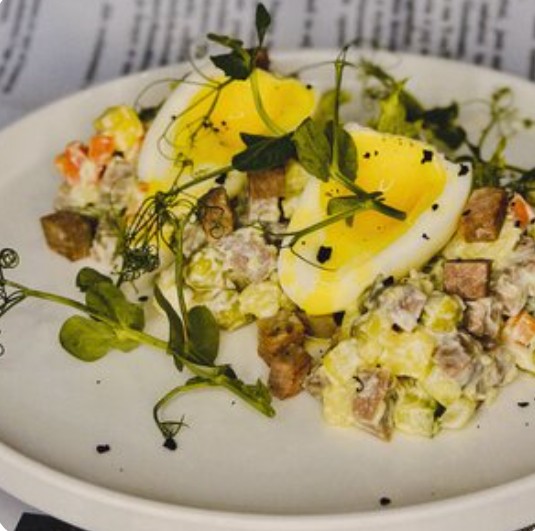 Салат оливье с бужениной