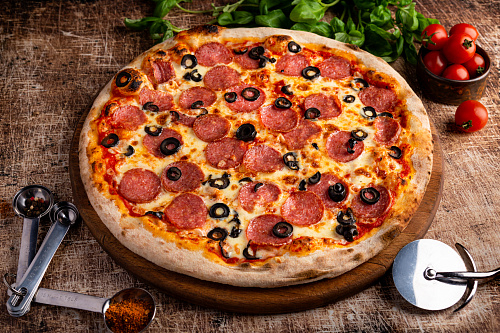 Пицца Салями