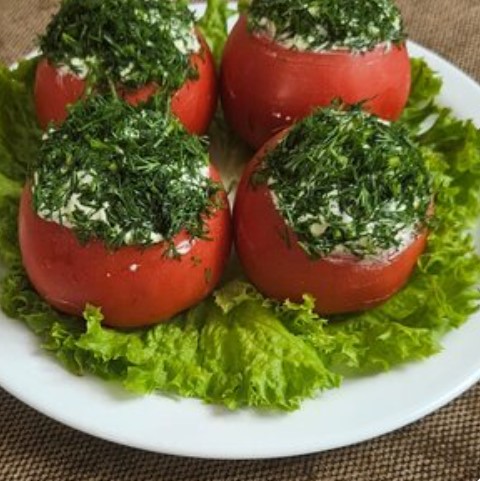 Помидоры, фаршированные сыром