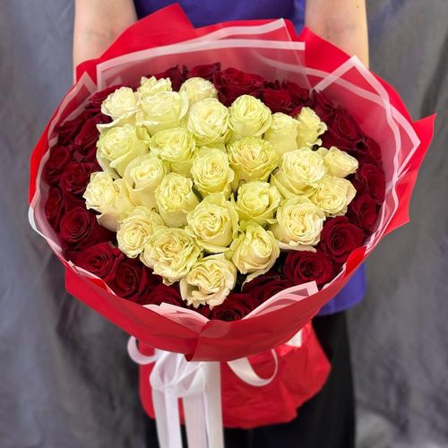 Букет: 51 роза (б0123)