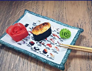 Запеченные суши с лососем