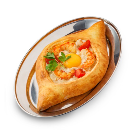 Хачапури по-аджарски с креветкой