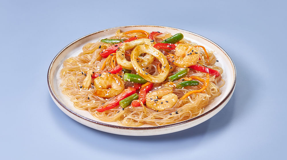 Фунчоза с морепродуктами терияки и овощами