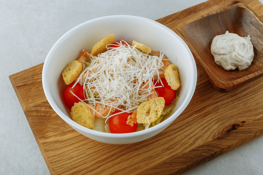 Салат Цезарь с Креветками