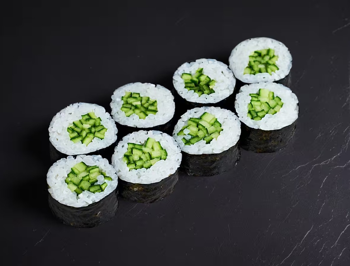 Ролл с огурцом