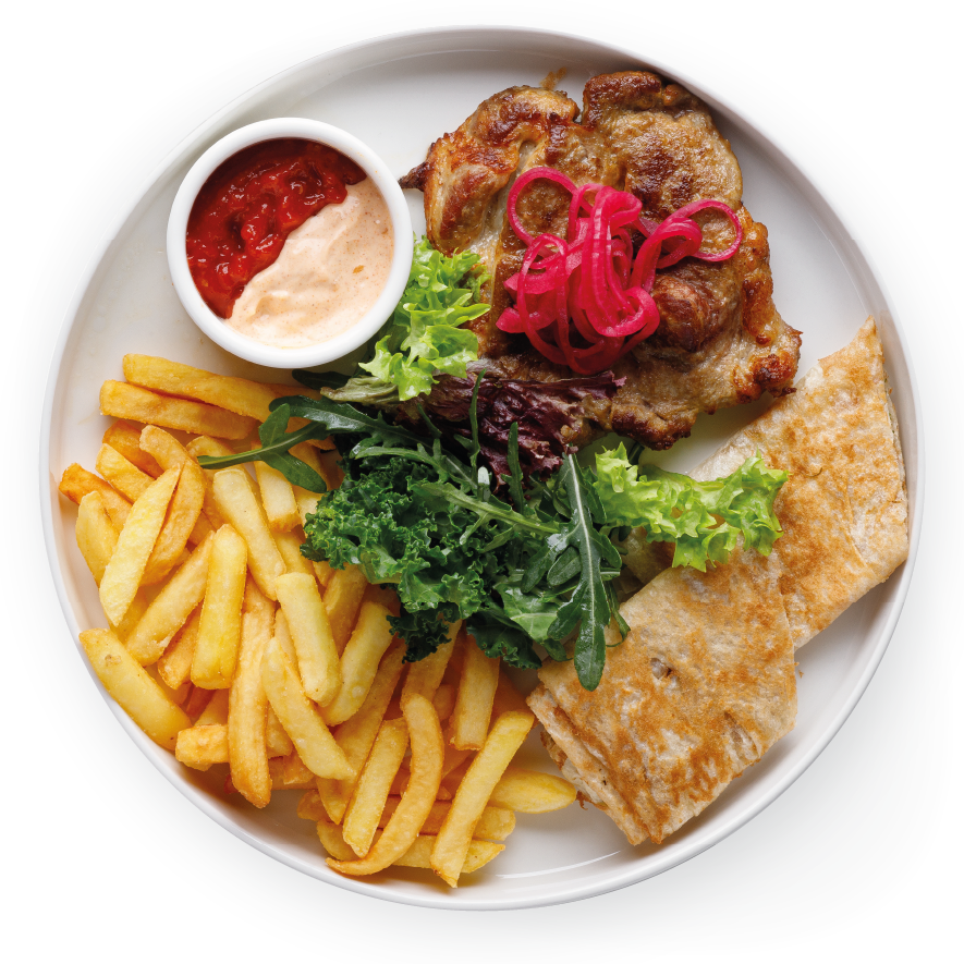 Свинина с картофелем фри и овощами