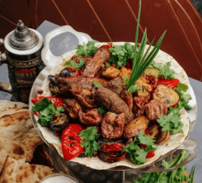 Большой шашлычный ансамбль