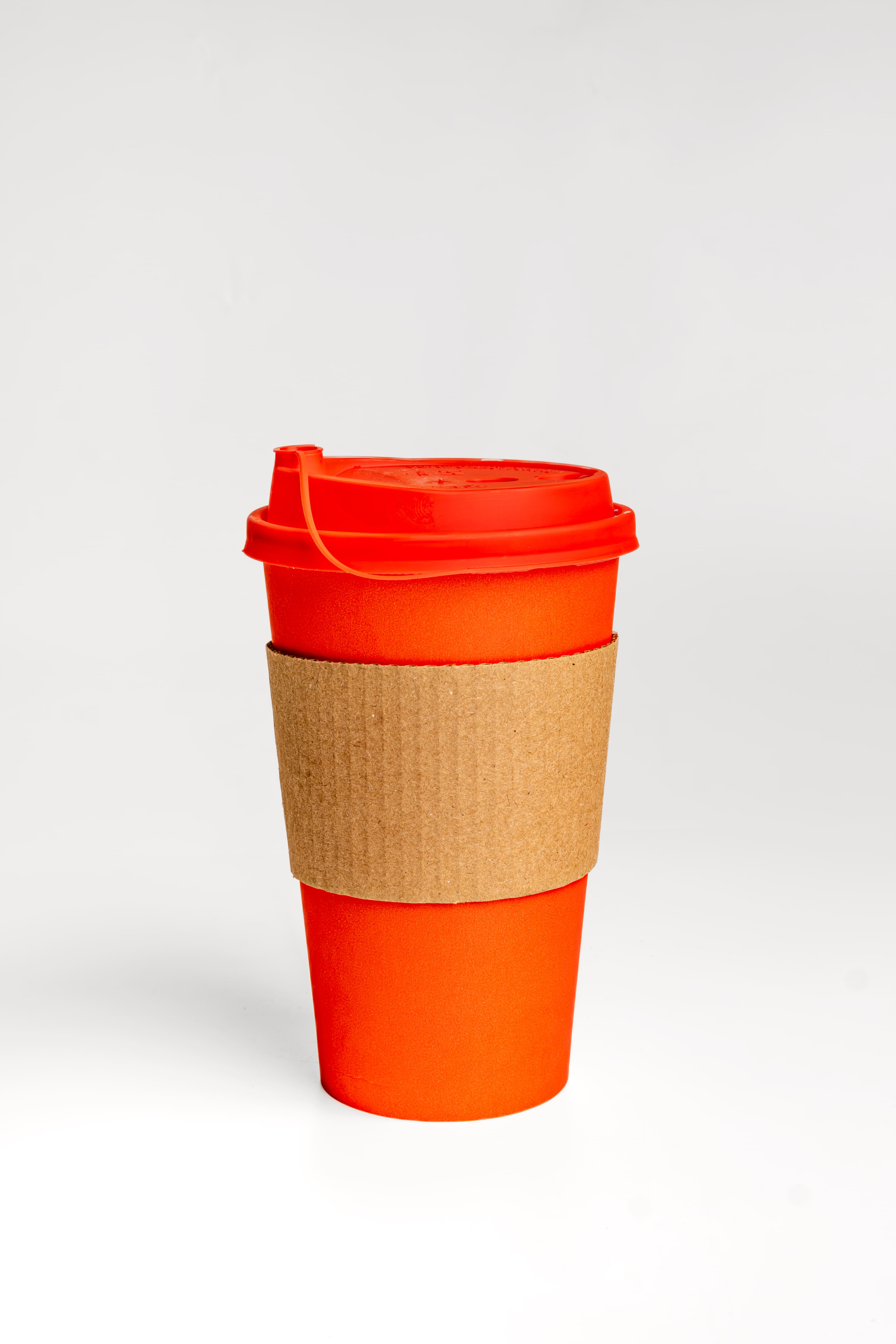 Горячий персиковый чай