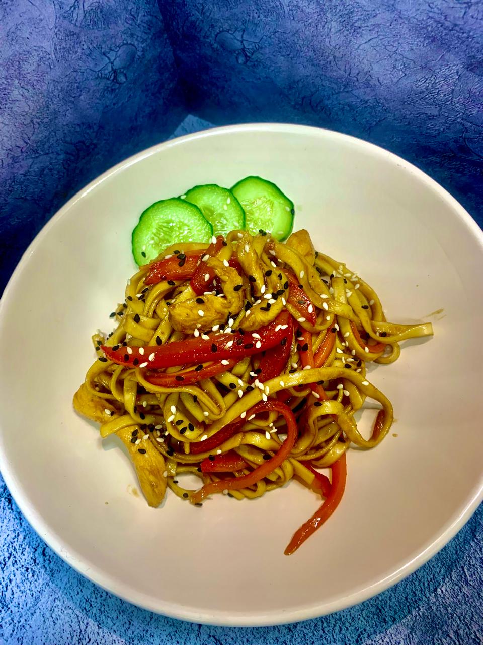 Удон с курицей