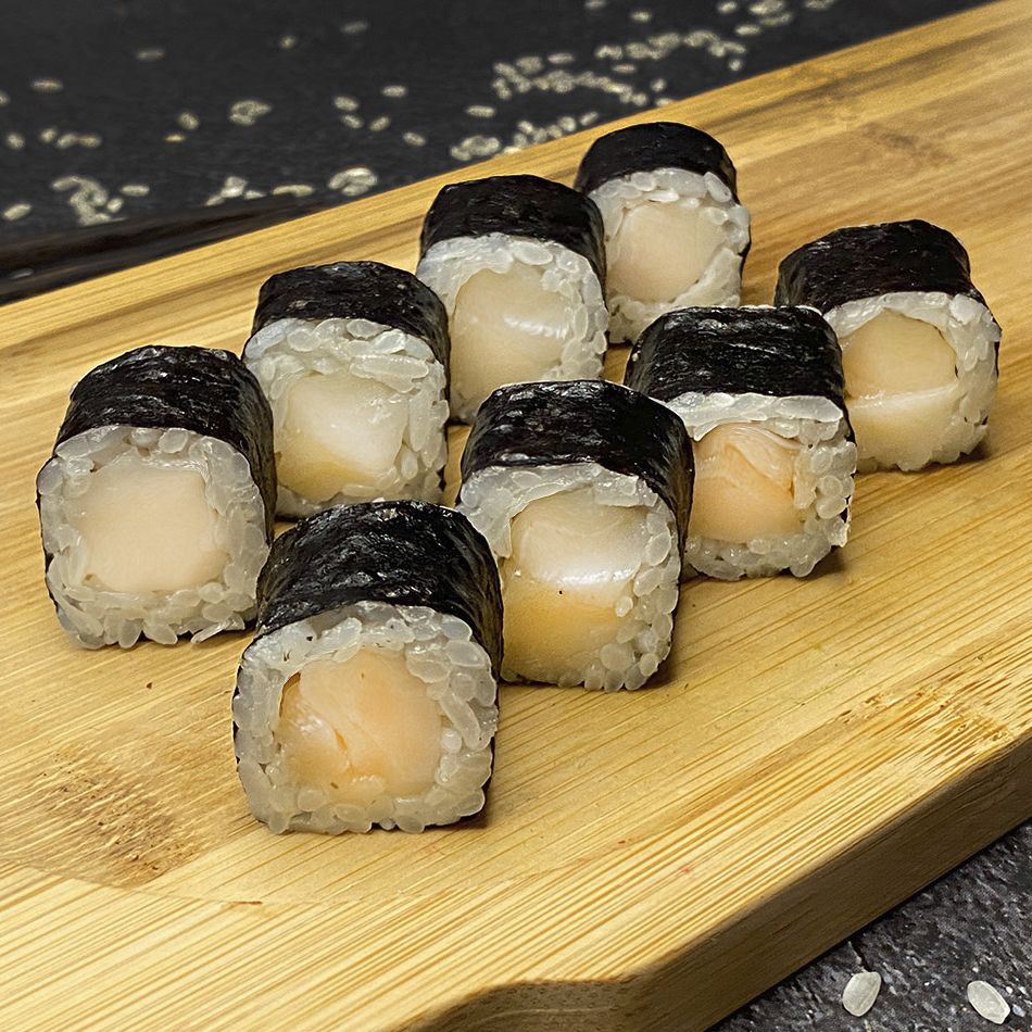 Маки с кальмаром