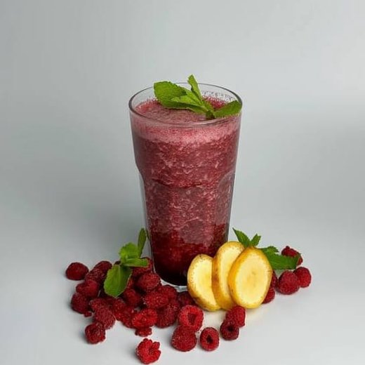 Смузи банан-черника-малина