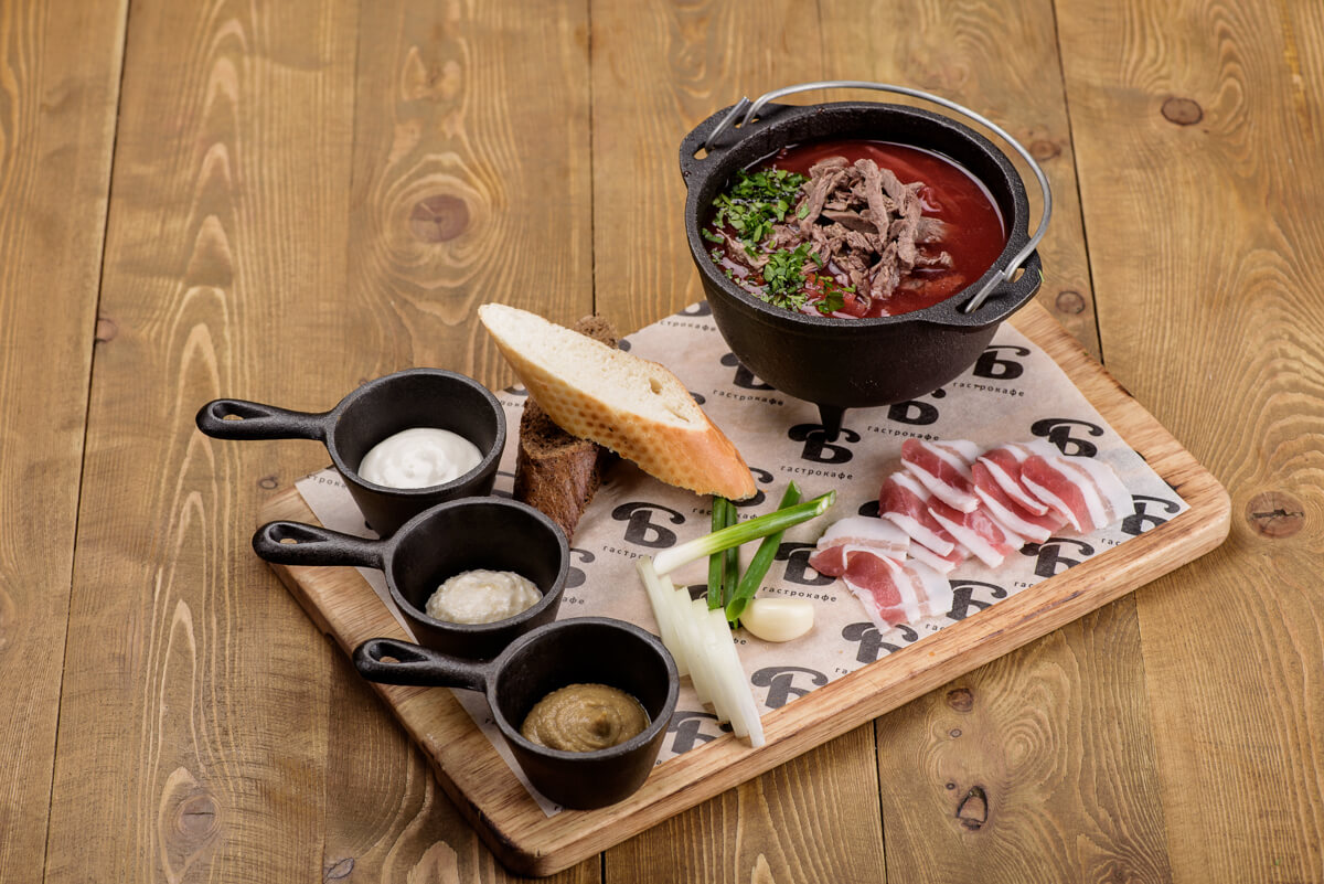 Борщ с фермерской говядиной