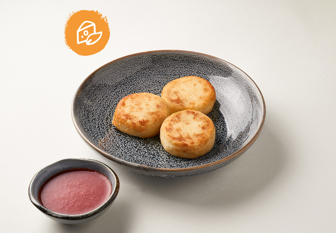 Сырники с клубничным соусом