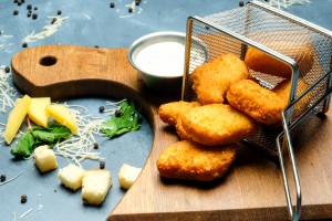 Золотистые куриные дольки