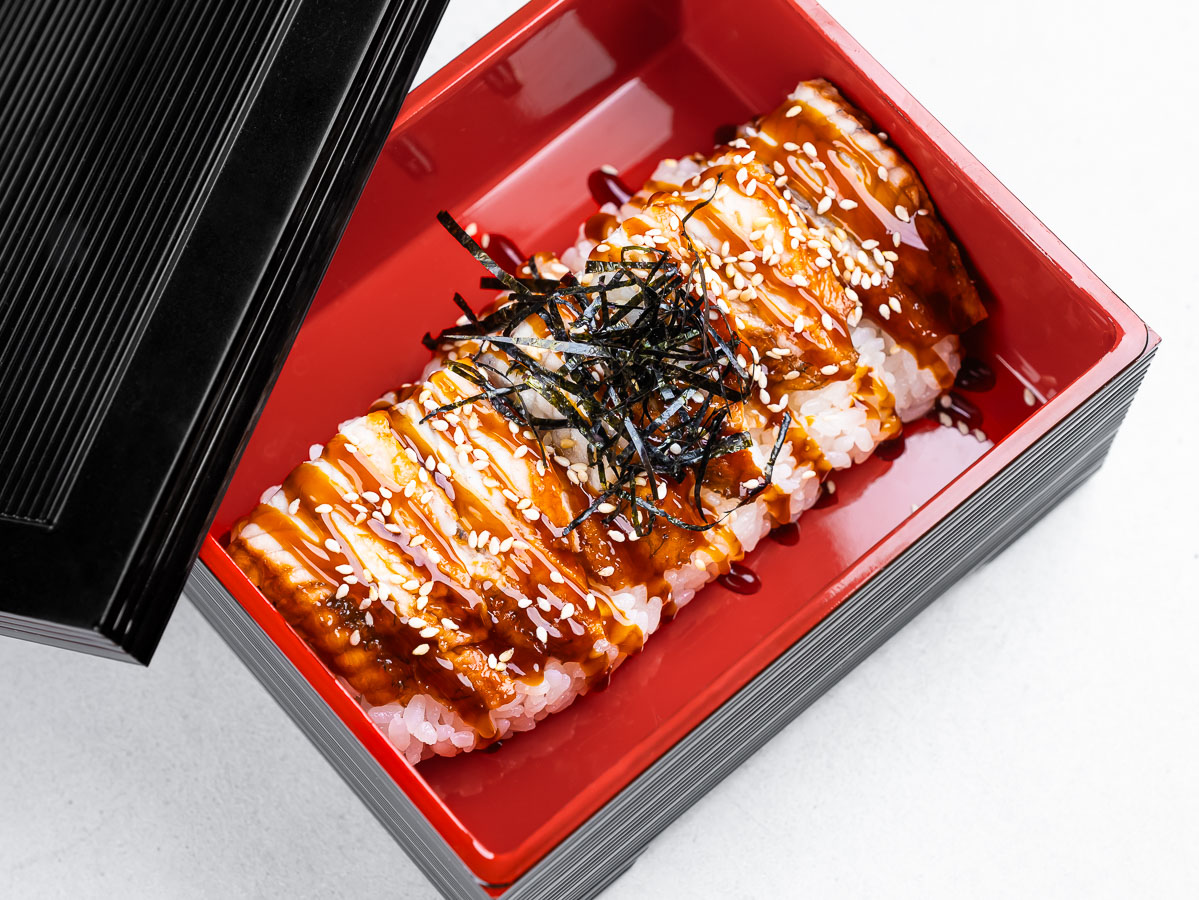 Унадзю с угрем