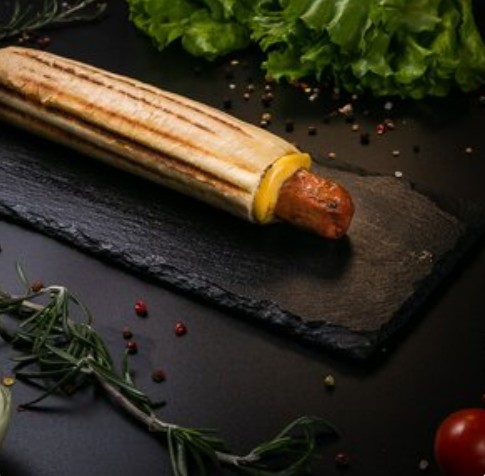 Френч-дог с говяжьей колбаской