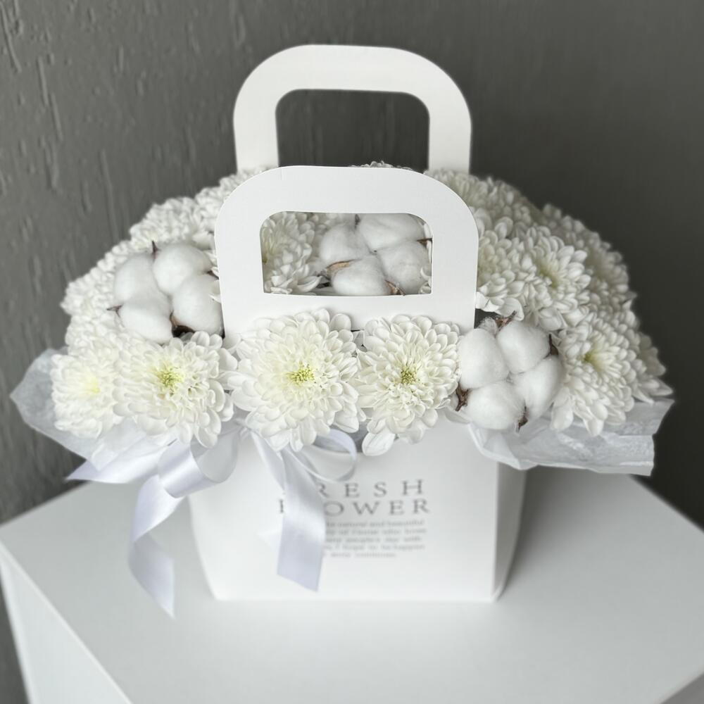 Сумочка хризантем