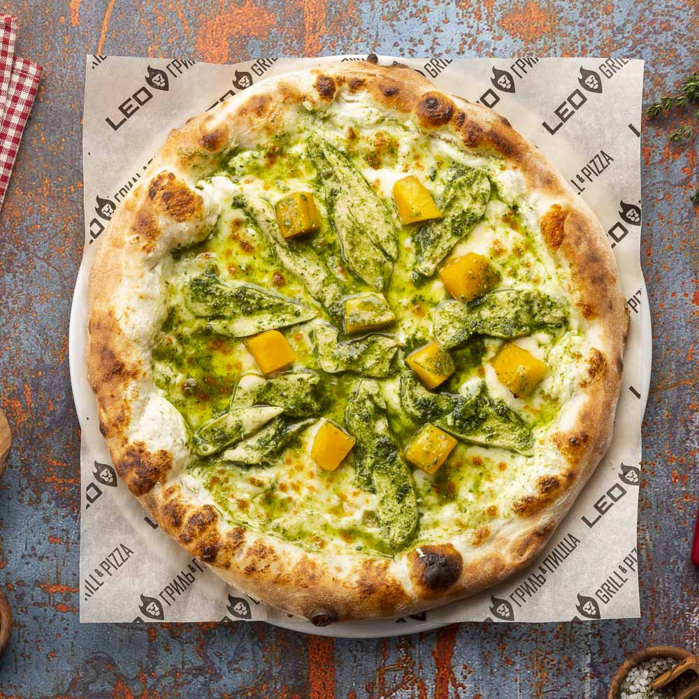 Пицца с тыквой и цыплёнком песто (тесто: традиционное)