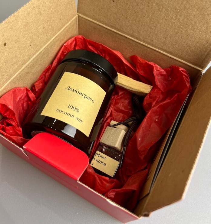 Бокс(автопарфюм+свеча в банке 300 мл +пало санто )