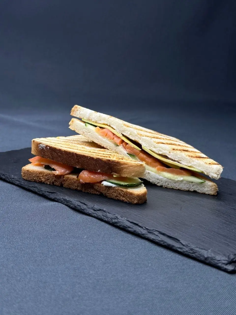 Сэндвич с лососем