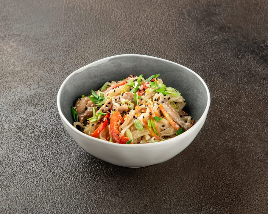 Вок с курицей